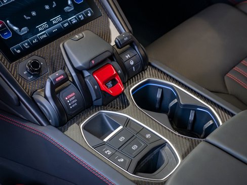 Used 2023 Lamborghini Urus S image 19