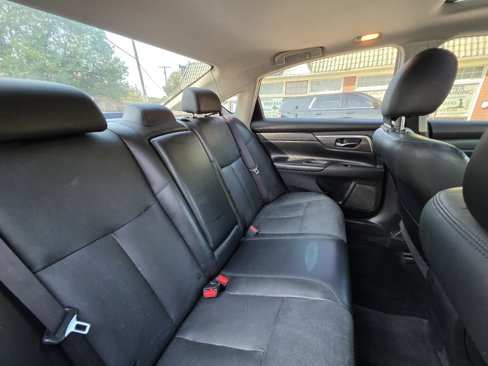 Used 2013 Nissan Altima 2.5 SL w/ Technology Pkg image 36