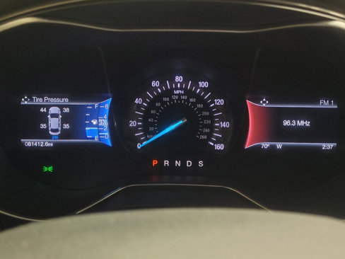 Used 2017 Ford Fusion SE w/ Fusion SE Technology Package image 23