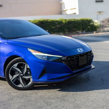 Used 2023 Hyundai Elantra SEL w/ Convenience Package image 9