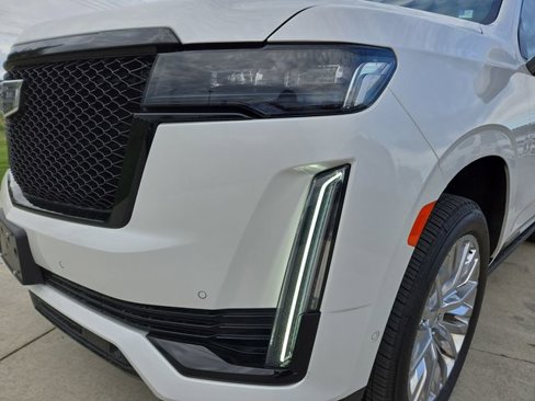 Used 2022 Cadillac Escalade Sport Platinum image 7