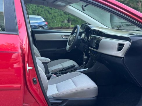 Used 2015 Toyota Corolla L image 15