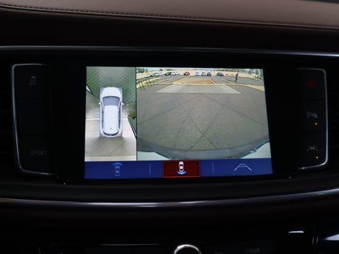 Used 2018 Buick Enclave Avenir w/ Avenir Technology Package image 15
