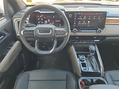 New 2026 GMC Canyon Denali image 13