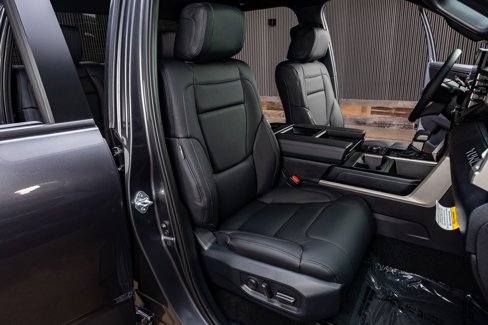 Used 2025 Toyota Tundra SR5 image 32