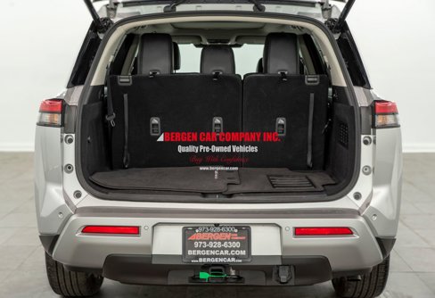 Used 2025 Nissan Pathfinder SL w/ SL Premium Package image 12
