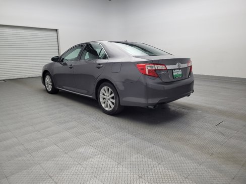Used 2014 Toyota Camry XLE image 5