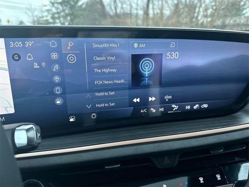 New 2025 Buick Envision Sport Touring image 18