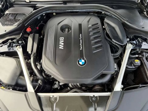 Used 2019 BMW 540i xDrive w/ M Sport Package image 32