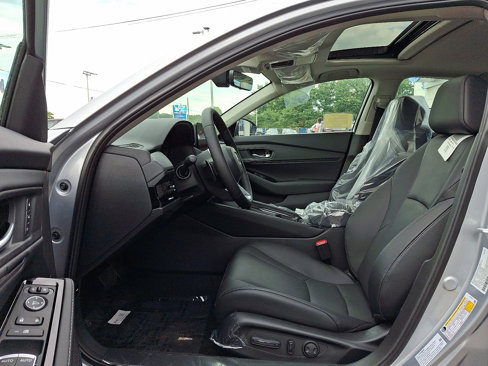New 2025 Honda Accord Touring image 6
