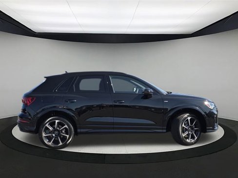 New 2025 Audi Q3 2.0T Premium Plus image 8