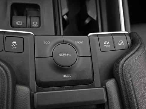 Used 2025 Toyota Grand Highlander AWD Hybrid image 28
