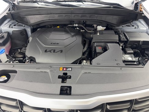 Used 2025 Kia Telluride S image 73