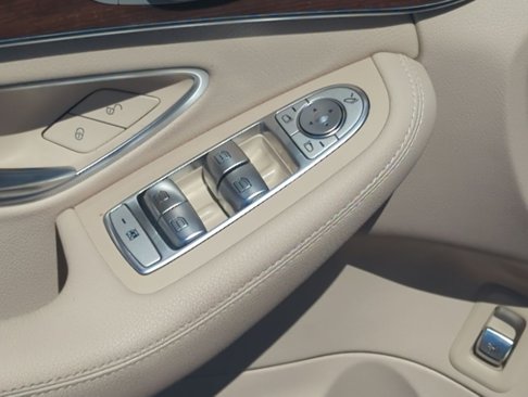 Used 2021 Mercedes-Benz C 300 Sedan image 22