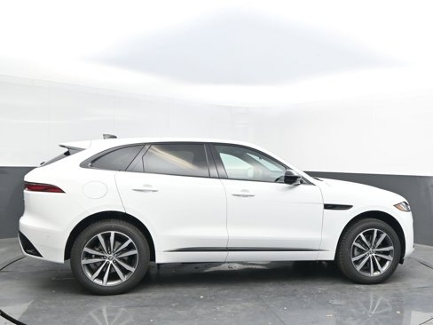 New 2026 Jaguar F-PACE R-Dynamic S image 8