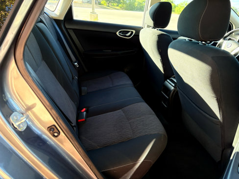 Used 2015 Nissan Sentra SV w/ Navigation Package image 19