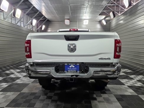 Used 2024 RAM 2500 Tradesman w/ Chrome Appearance Group image 6