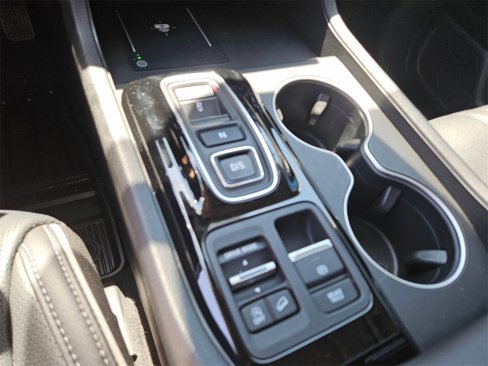 Used 2025 Honda Pilot Elite image 20