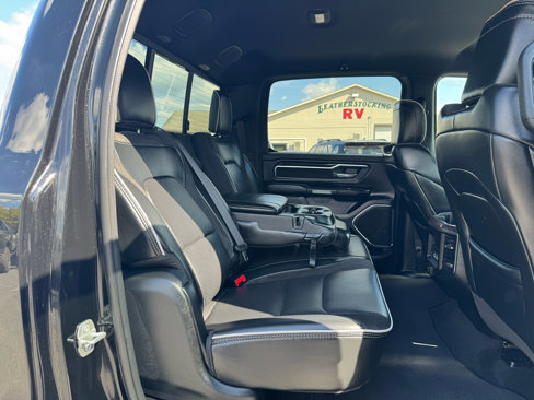 Used 2025 RAM 1500 Laramie image 30