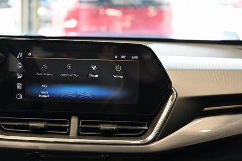 New 2025 Chevrolet Trax LT image 15