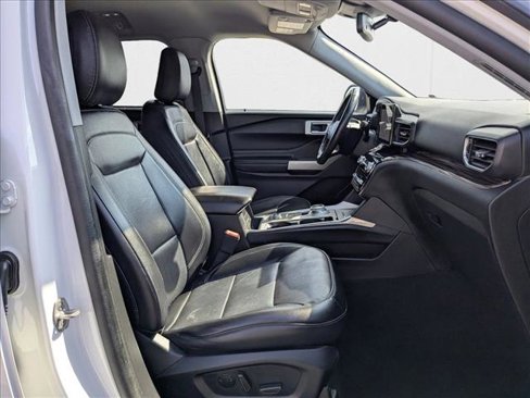 Used 2023 Ford Explorer Limited w/ Equipment Group 301A image 25