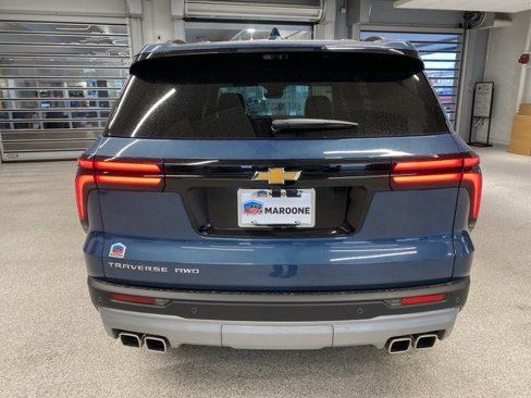 New 2026 Chevrolet Traverse LT w/ Driver Confidence Package image 6
