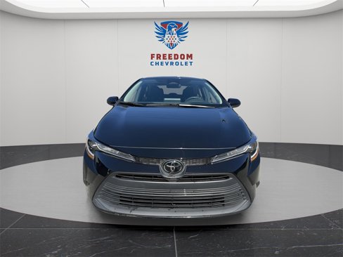 Used 2024 Toyota Corolla LE image 7