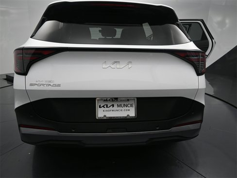 New 2026 Kia Sportage EX image 9
