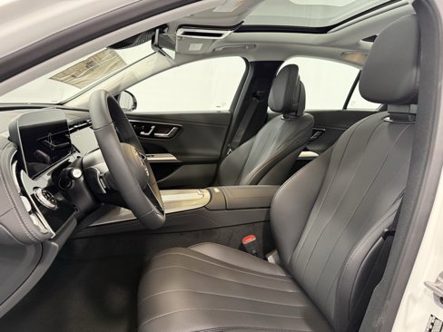 New 2026 Mercedes-Benz E 350 4MATIC Sedan image 12