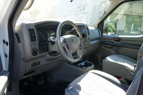 Used 2018 Nissan NV 2500 S image 12