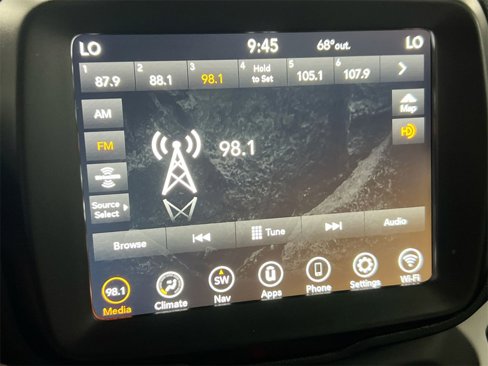 Used 2022 Jeep Renegade Latitude image 13