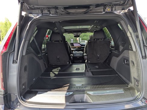 Used 2023 Cadillac Escalade Premium Luxury w/ LPO, Floor Liner Package image 27