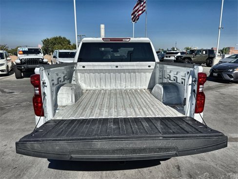 Used 2025 Chevrolet Silverado 1500 LT image 25