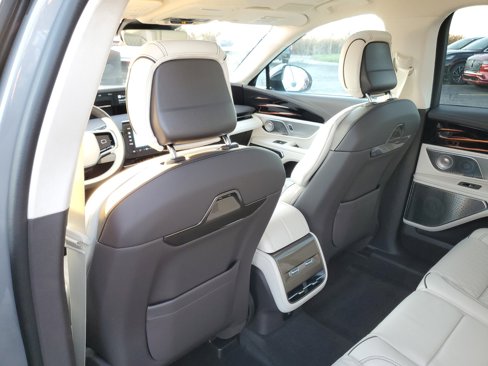 New 2025 Lincoln Nautilus Black Label w/ Jet Appearance Package image 27