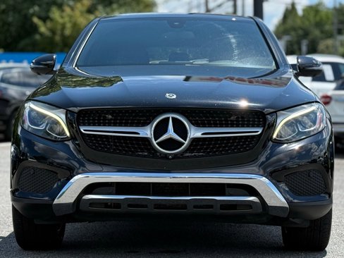 Used 2019 Mercedes-Benz GLC 300 4MATIC Coupe w/ Multimedia Package image 8