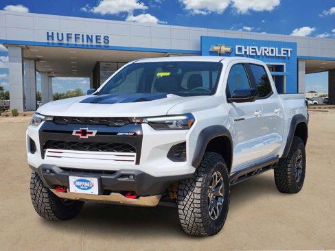 New 2026 Chevrolet Colorado ZR2 w/ Technology Package image 2
