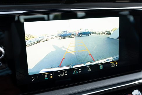 Used 2023 GMC Sierra 1500 AT4 w/ AT4 Premium Package image 4