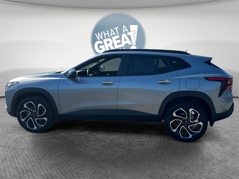 Certified 2024 Chevrolet Trax RS w/ Driver Confidence Package image 7