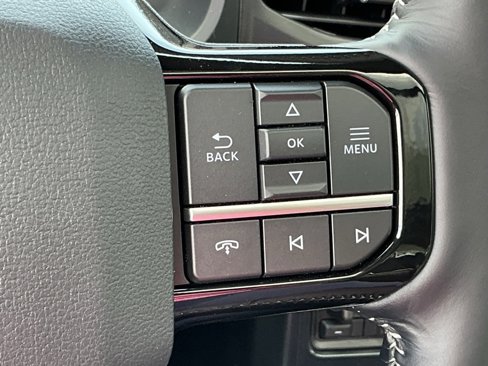 New 2025 Ford F150 Lightning Platinum image 38
