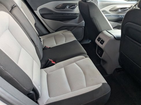 Used 2024 GMC Terrain SLE image 31