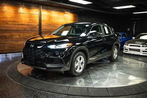 Used 2025 Honda HR-V LX image 2