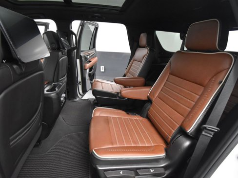 Used 2023 GMC Yukon Denali Ultimate image 43