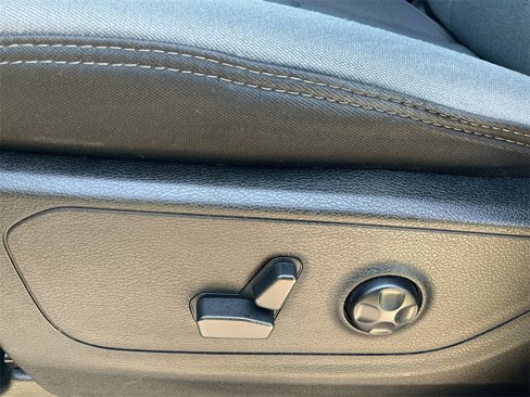 Used 2021 RAM 1500 Big Horn image 26