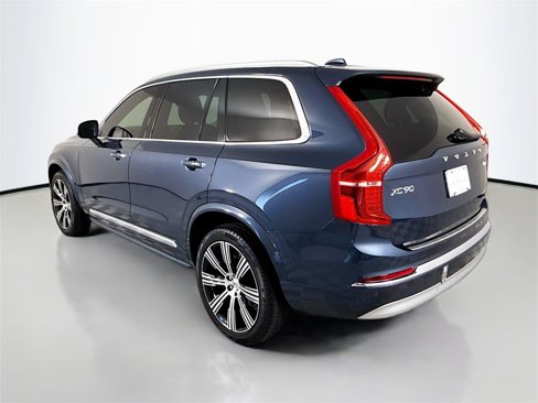 Used 2022 Volvo XC90 T6 Inscription w/ Advanced Package image 3