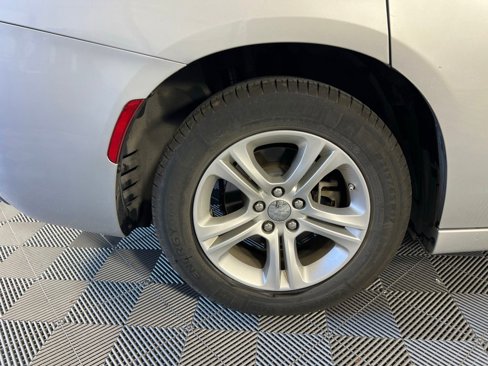 Used 2023 Dodge Charger SXT image 28