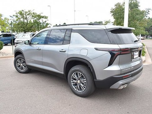 New 2026 Chevrolet Traverse LT image 4