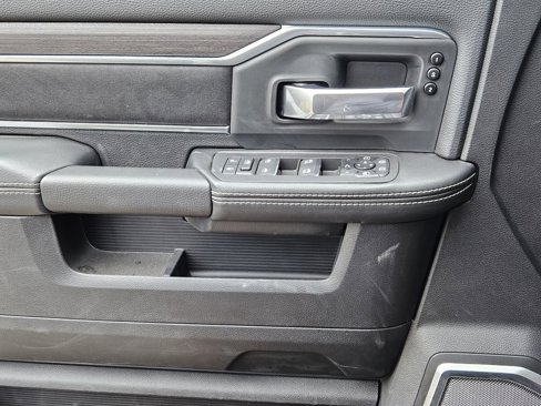 New 2025 RAM 2500 Laramie image 25