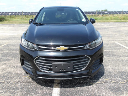 Used 2020 Chevrolet Trax LS w/ Tint and Cruise Package image 3