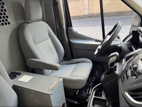 Used 2016 Ford Transit 250 148 Medium Roof image 8