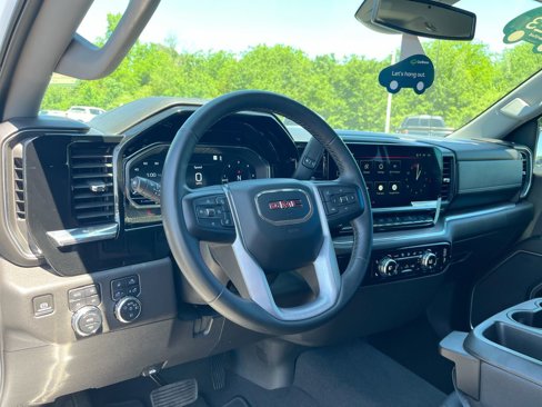 Used 2023 GMC Sierra 1500 SLT w/ X31 Off-Road Package image 10